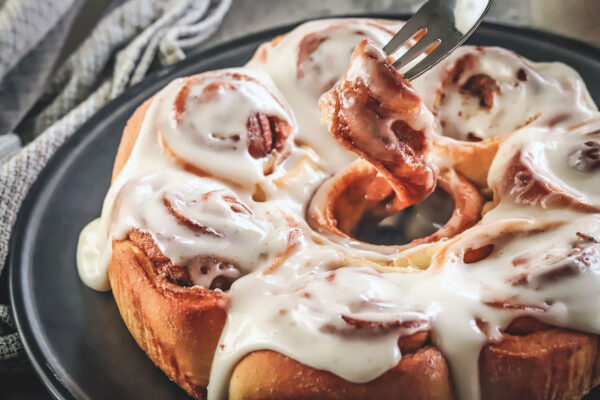 8 Small Cinnamon Rolls