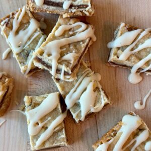 Cinnamon Roll Shortbread