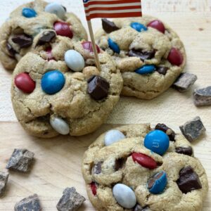 🇺🇸Patriotic Chocolate Chunk M&M Cookies